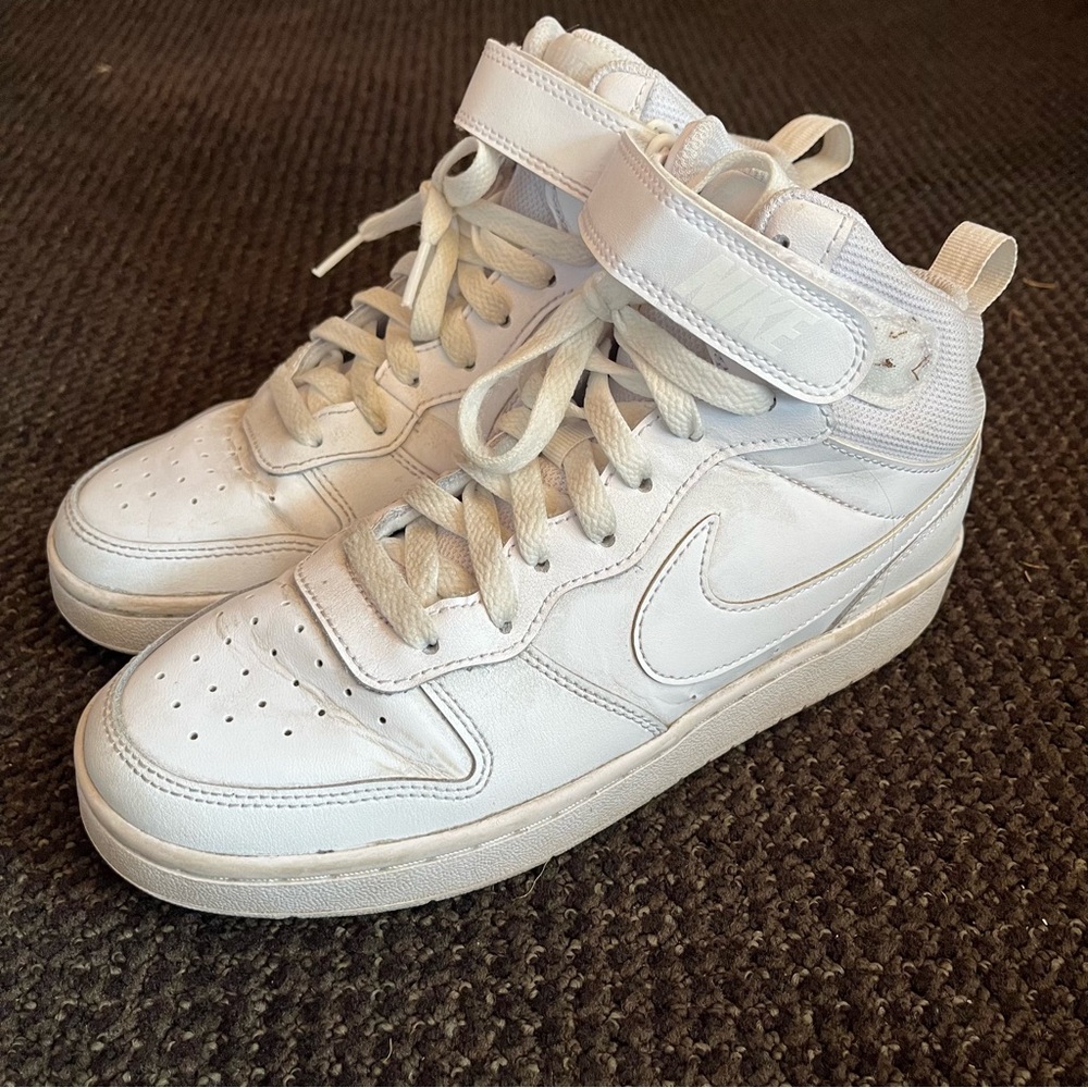 Nike High Tops White